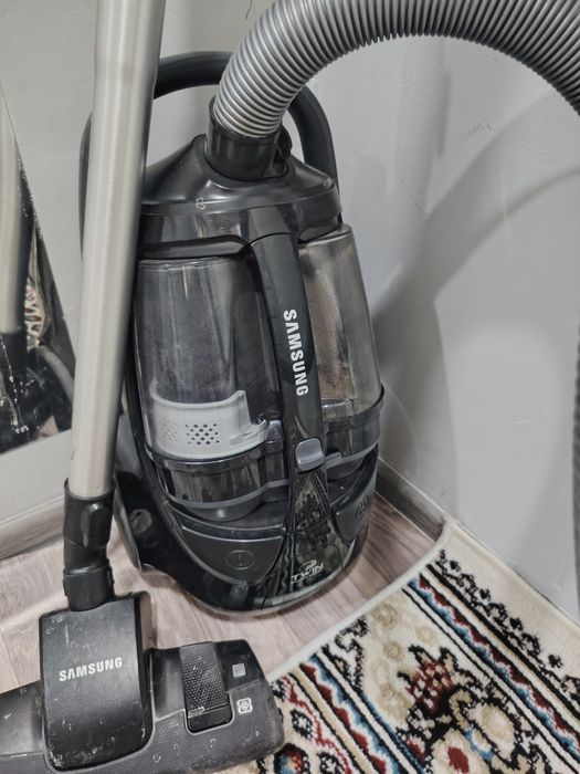 Samsung pilesos 1. 200 ming