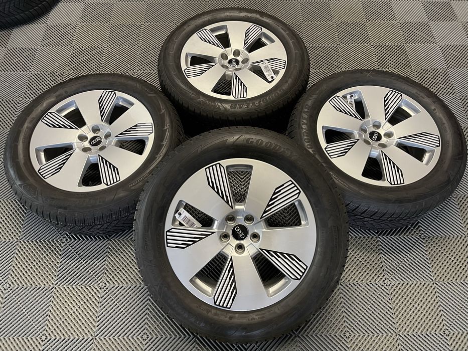 Jante Roti 19 Audi Q7 Q4 Q8 E Tron VW Touareg Anvelope iarna 255/55R19