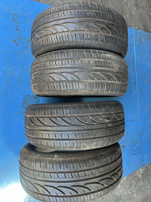 Anvelope  215 50 18