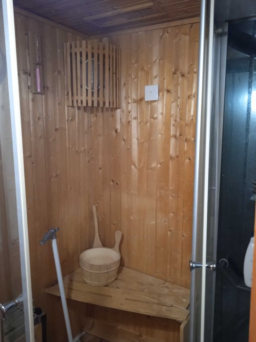 Дава се под наем Тристаен апартамент в Варна, м-т Евксиноград - 112 кв.м за 698.19 € - Снимка #5