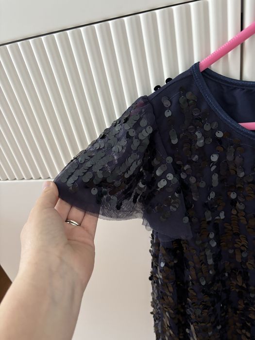 Rochita eleganta cu paiete 134 (9 ani) H&M