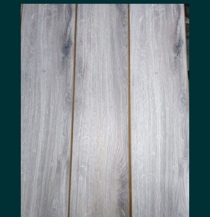 Ламинат Таркетт,новый