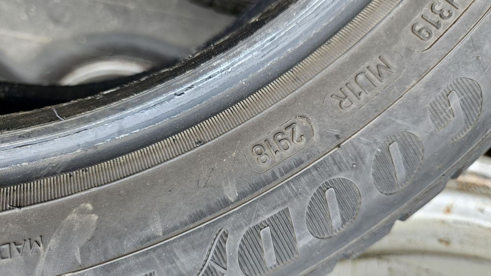 2бр гуми 195 55 16 гуд йър