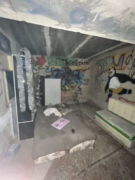 сдам подвальное помещение (комнату)