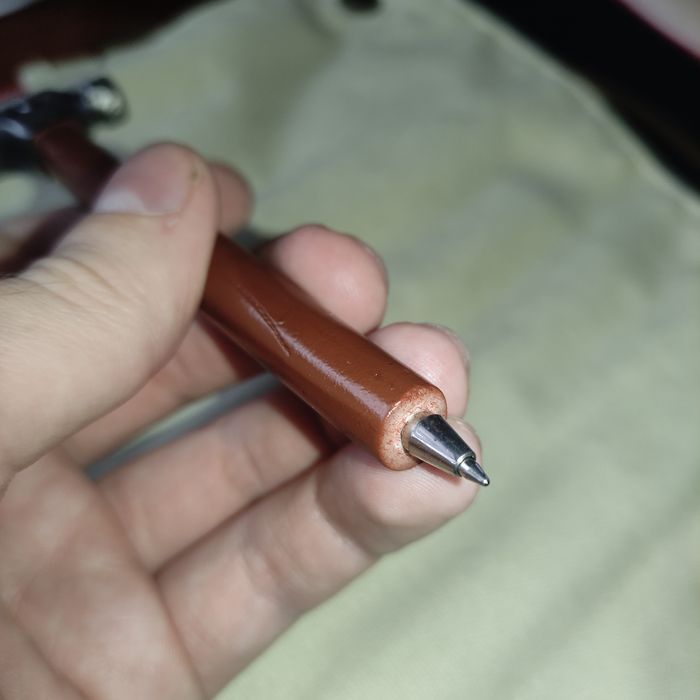 Оригинальная сувенирная ручка Молоток мастера