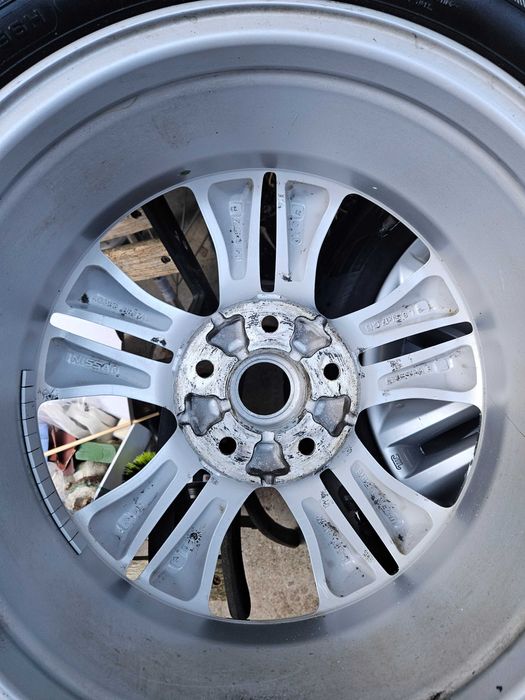 Оригинални лети джанти 17" Nissan Qashqai