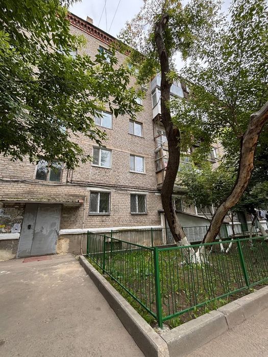 Продам 2 комнатую квартиру