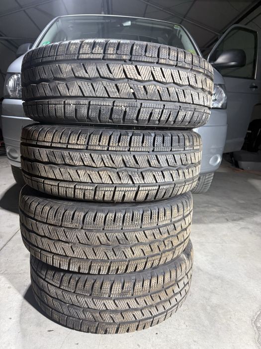 Cauciucuri iarna Hankook 215 65 r16 C