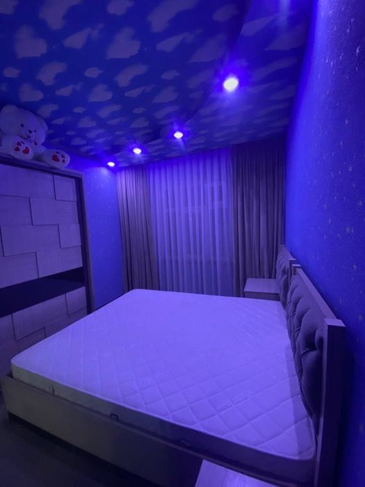 Чирчикда жойлашган 2хона шаройтии бор квартира