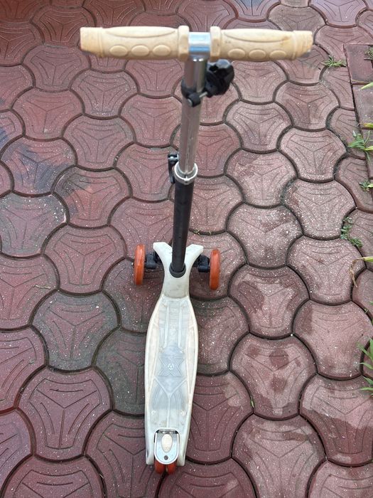 Trotinetă copii X Scooter cu 3 roți, ghidon reglabil