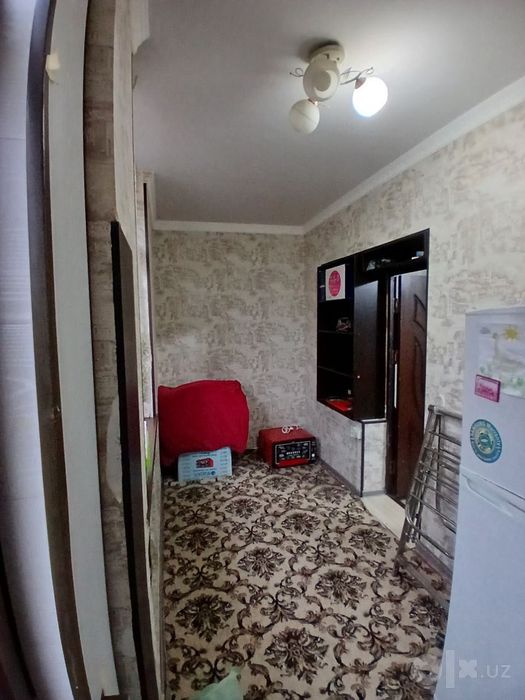 Здаю в аренду квартира район Мирзо Улугбек улица феруза 40 на 2 этаже