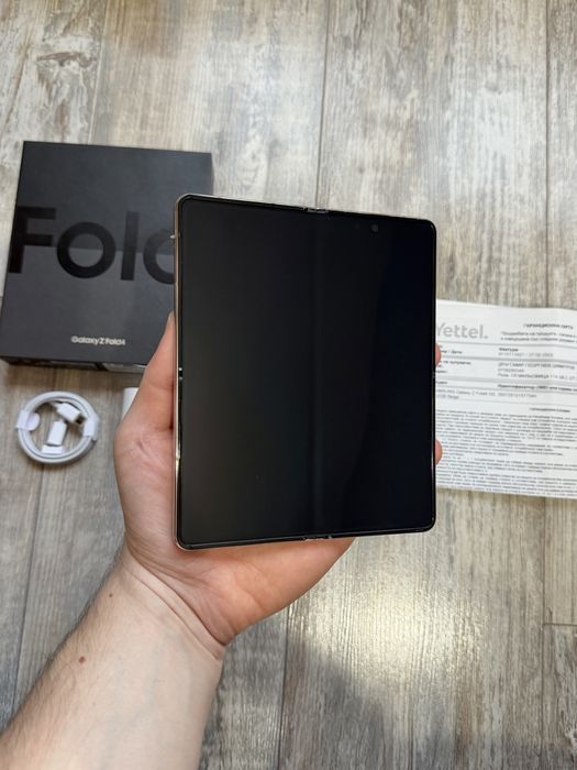 Samsung Galaxy Z Fold 4 5G 512 GB 12 GB Ram Dual Sim Безупречен