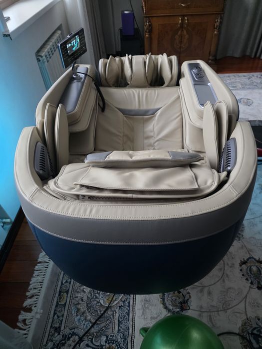Продаётся массажное кресло Casa More