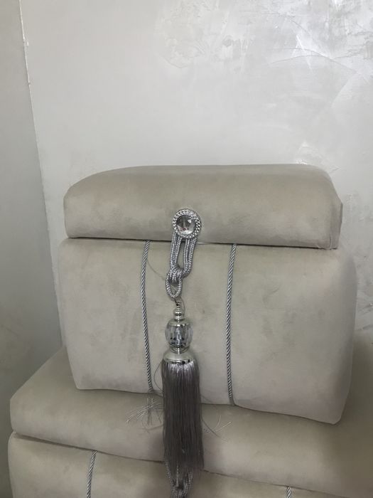 Сандық жатын бөлмеге арналаган жаксы кочествада