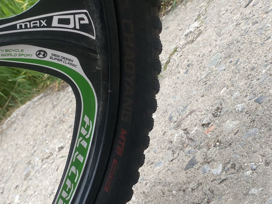 Велосипед с антипрокольными шинами