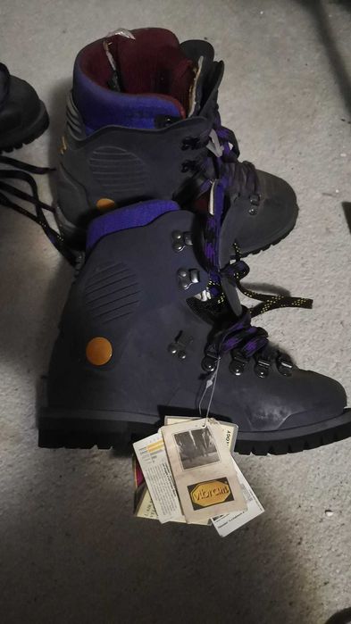 Bocanci clapari tura expeditie Trezeta cordura vibram 3M thinsulate