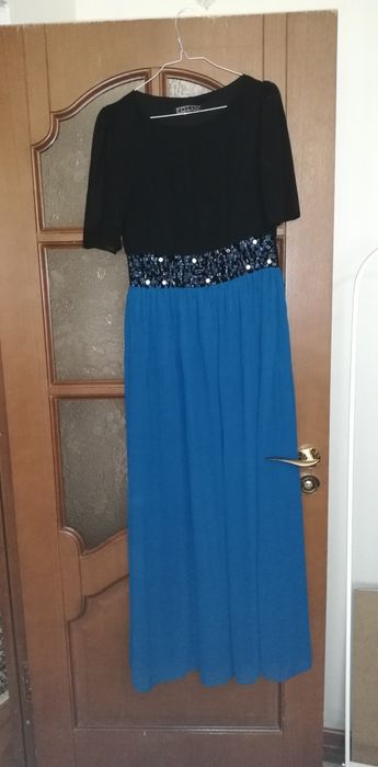 Платья в отличном состоянии