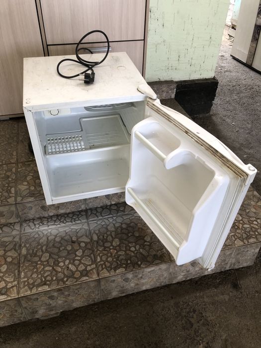 Холодильник рабочий с доставкой