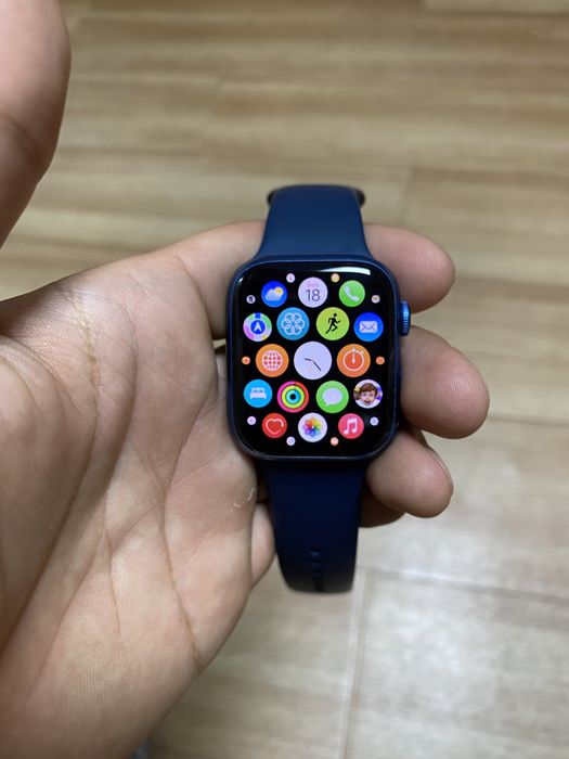 Apple watch 7 45mm sotiladi