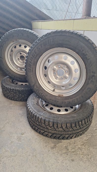 Продам шины с дисками. Зима, лето