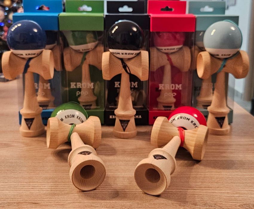 Kemdama KROM Pop "warp hole"