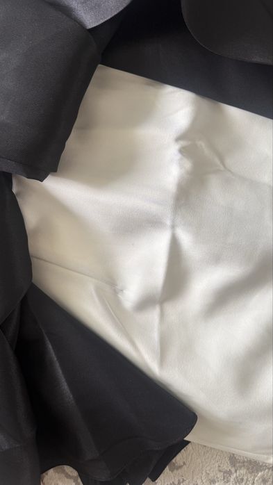 Каждая по 5000тг