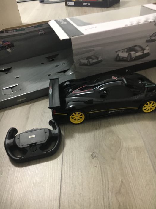 Vand masina cu telecomanda Pagani Zonda R