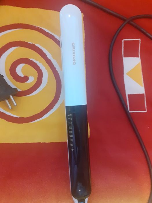 Продавам преса за коса GRUNDIG