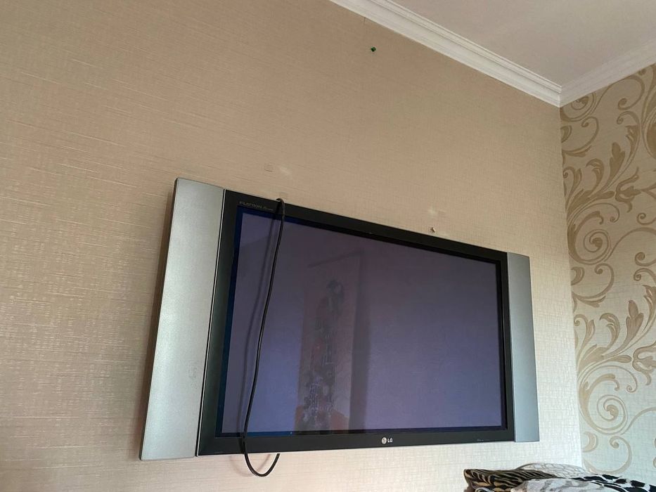 Телевизор Samsung Lg