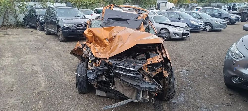 Dezmembrari / Dezmembrez Dacia Sandero 1.0 H4D cutie viteze manuală JT4(004) cod culoare TEEPY