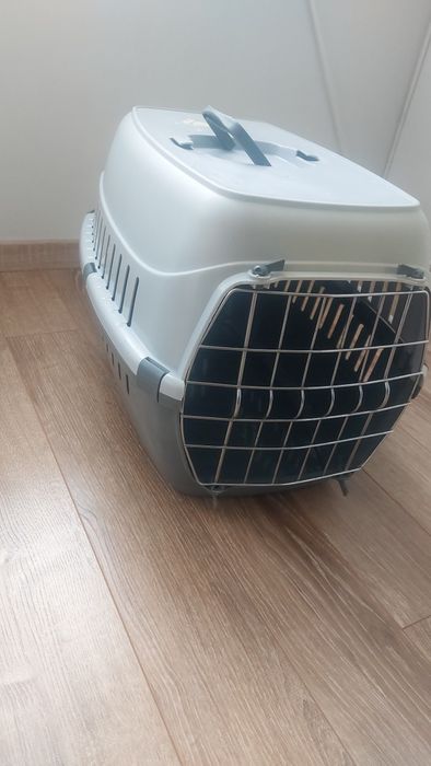 Продава се транспортна чанта за котка/куче