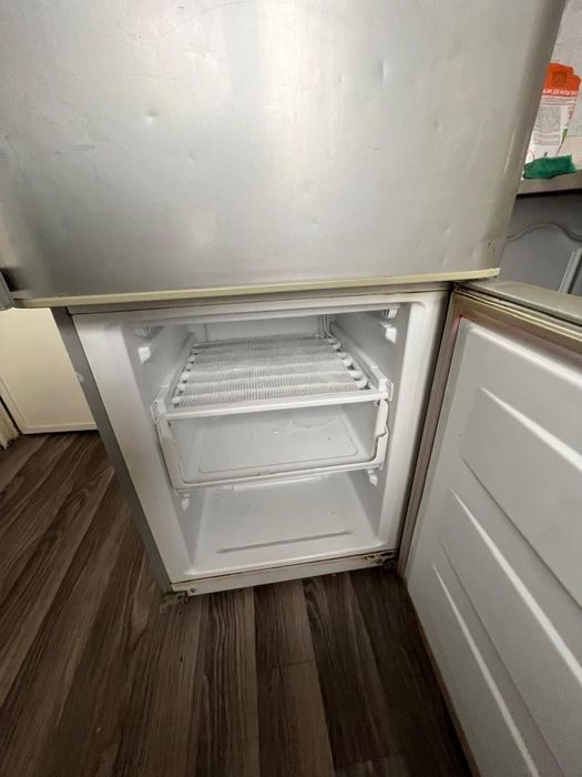 Холодильник LG б/у дешево