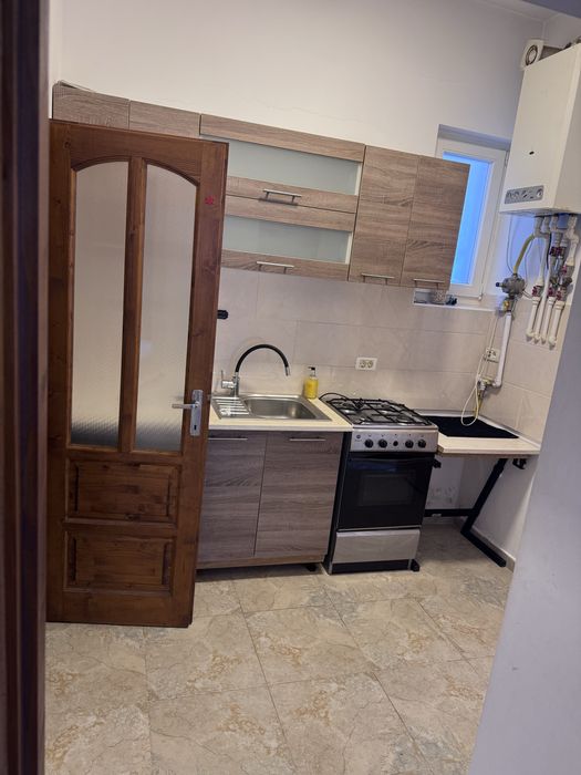 Inchiriez casa in Brasov  pe Strada Lunga