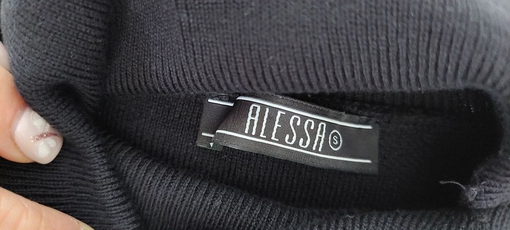 Черна Рокля на Alessa