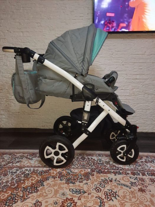 Детская коляска