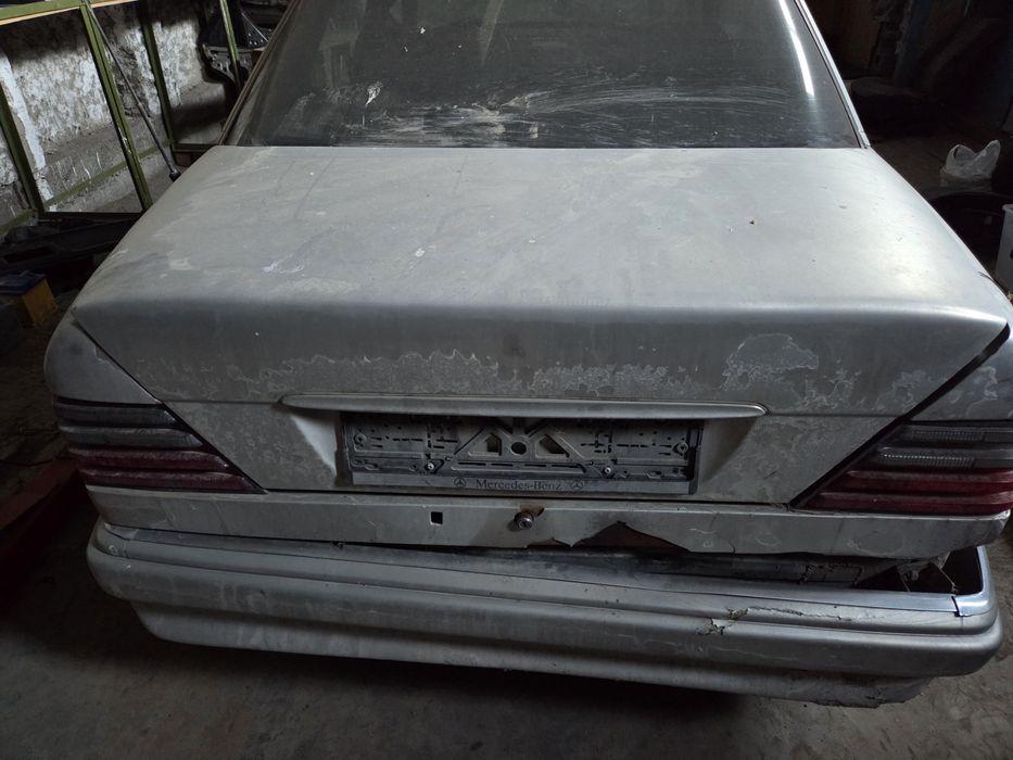 задний бампер w124 мерседес