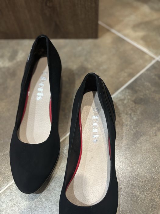 Официални обувки на ниска платформа