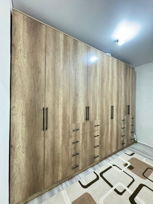 Продам спальный гарнитур