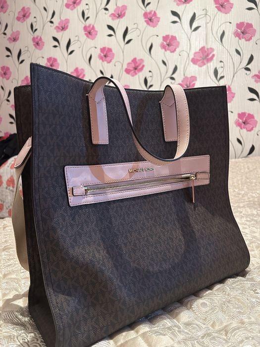 MICHAEL KORS Kenly Large Logo Tote Bag