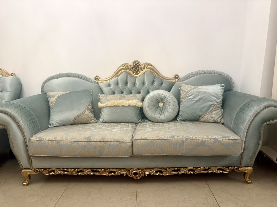 Vand set canapea , fotoliu și masă !!!