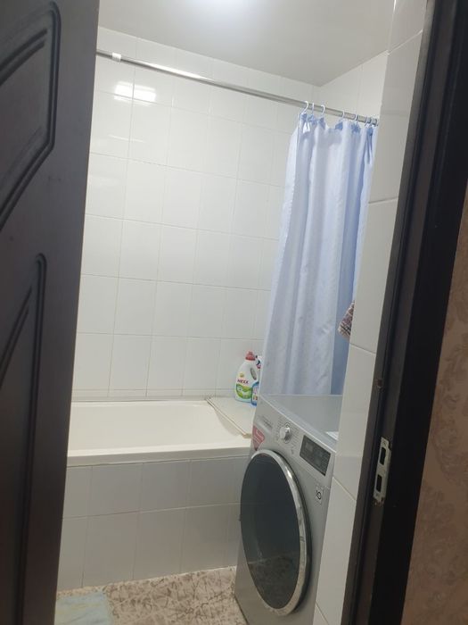 3 xonali kvartira sotiladi