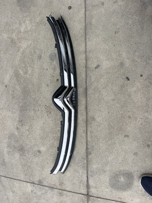 Решетка Citroen C3 Aircross