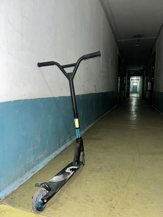 Трюковой  самокат