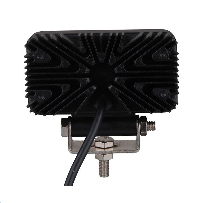 Диоден Фар 18W 6 x 3W 12/24V супер мощни 2 броя комплект със стойки