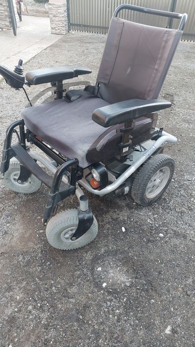 Căruț persoane cu dizabilități