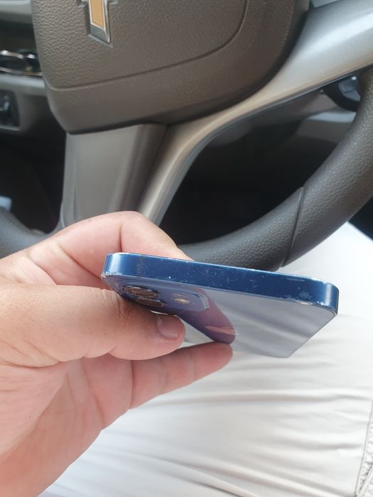 Продам iphone 12 128gb