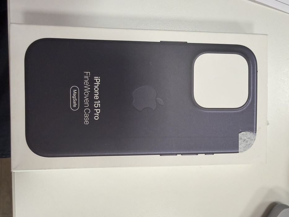Оригинален калъф iphone 15 pro