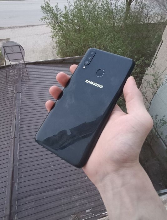 Samsung A20s идеальный состояние