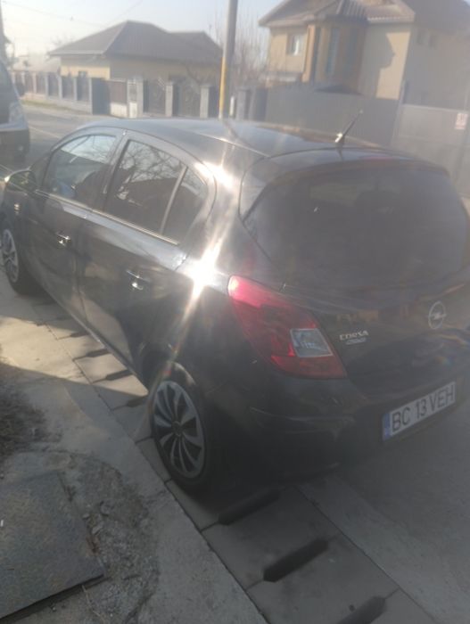 Opel CORSA 2010 benzina 1,4