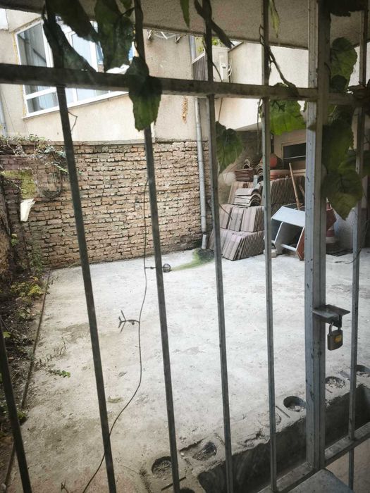 Помещение под наем, Лятно кино Тракия, Варна